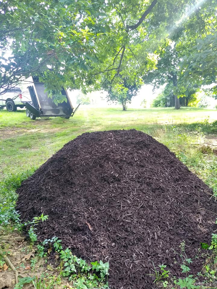 Mulch Delivery in Chattanooga EarthMade Delivery